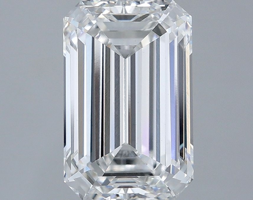 Loose Diamond - EMERALD 3.0ct E VVS2: Loose Diamond - EMERALD 3.0ct E VVS2 Source: This is a real non-mined Diamond that has been grown in a lab Shape: EMERALD Carats: 3.0 Color: E Clarity: VVS2 Certification: IGI Video: