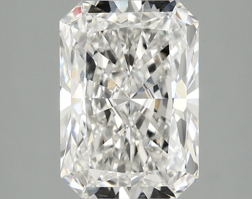 Loose Diamond - RADIANT 2.1ct F VS2: Loose Diamond - RADIANT 2.1ct F VS2 Source: This is a real non-mined Diamond that has been grown in a lab Shape: RADIANT Carats: 2.1 Color: F Clarity: VS2 Certification: IGI Condition: Pre-Owned PLEAS
