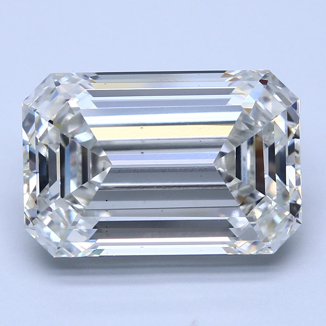 Loose Diamond - EMERALD 11.17ct H VS1: Loose Diamond - EMERALD 11.17ct H VS1 Source: This is a real non-mined Diamond that has been grown in a lab Shape: EMERALD Carats: 11.17 Color: H Clarity: VS1 Certification: IGI Condition: Pre-Owned P