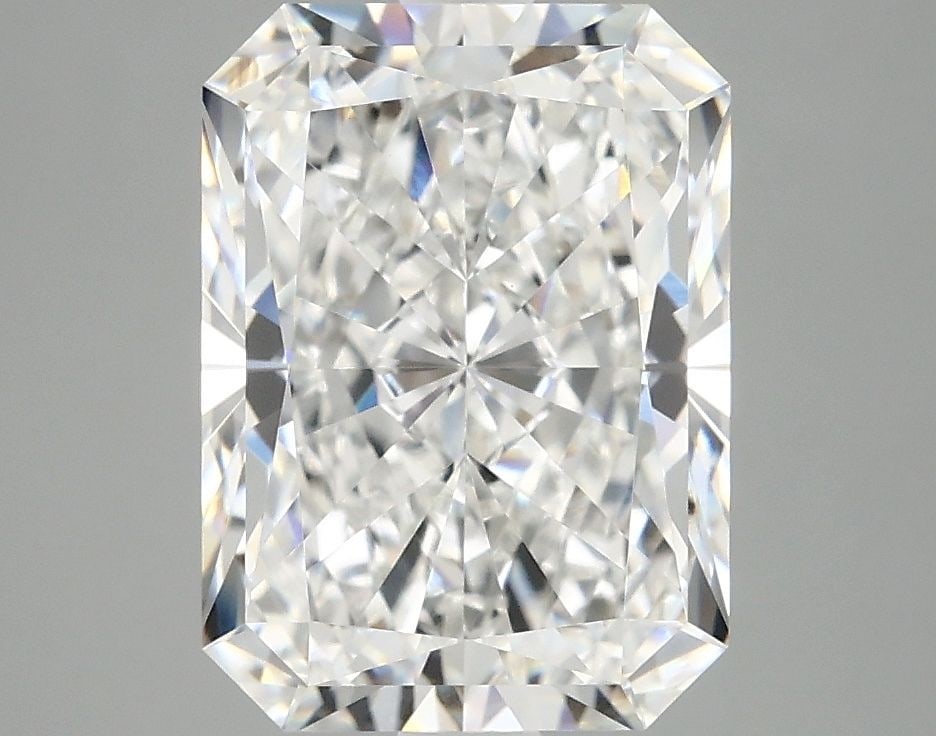 Loose Diamond - RADIANT 4.1ct E VVS2: Loose Diamond - RADIANT 4.1ct E VVS2 Source: This is a real non-mined Diamond that has been grown in a lab Shape: RADIANT Carats: 4.1 Color: E Clarity: VVS2 Certification: IGI Video: