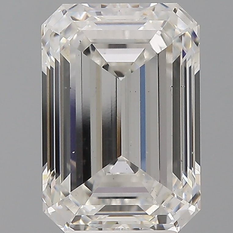 Loose Diamond - EMERALD 4.53ct E VS2: Loose Diamond - EMERALD 4.53ct E VS2 Source: This is a real non-mined Diamond that has been grown in a lab Shape: EMERALD Carats: 4.53 Color: E Clarity: VS2 Certification: IGI Condition: Pre-Owned PLE