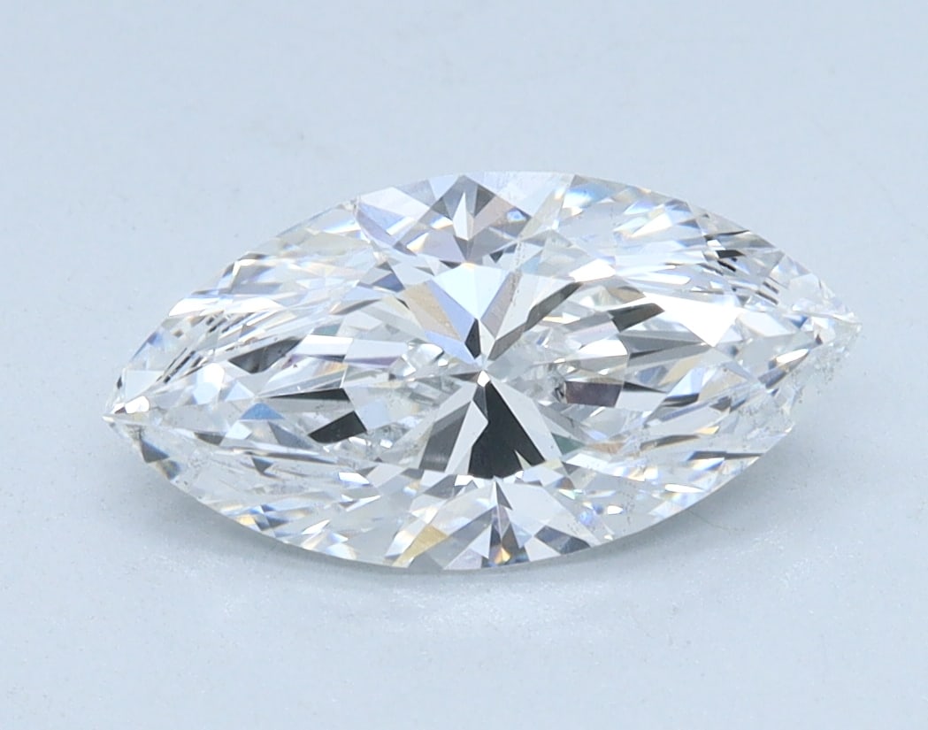 Loose Diamond - MARQUISE 1.23ct D VS2: Loose Diamond - MARQUISE 1.23ct D VS2 Source: This is a real non-mined Diamond that has been grown in a lab Shape: MARQUISE Carats: 1.23 Color: D Clarity: VS2 Certification: IGI Condition: Pre-Owned P
