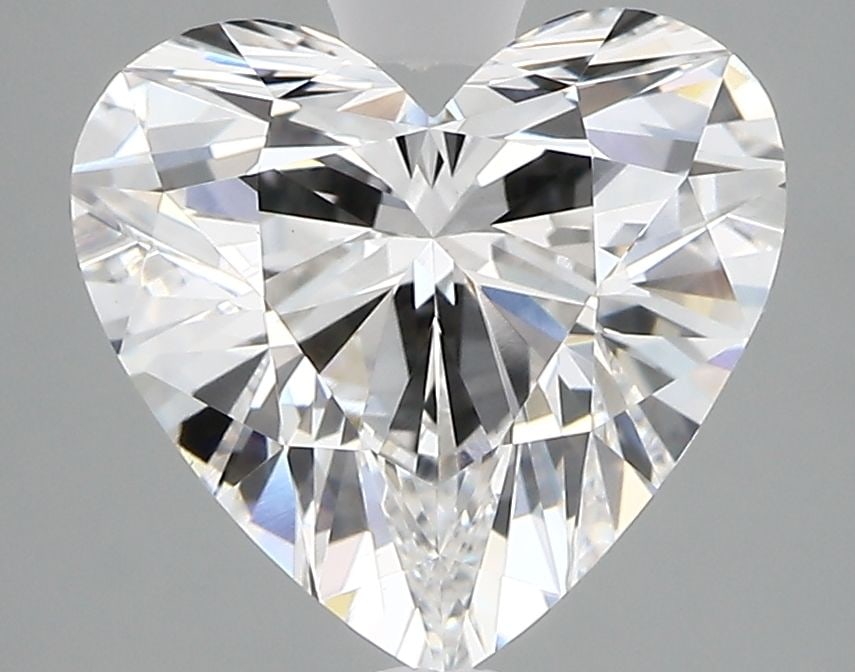 Loose Diamond - HEART 3.08ct G VS1: Loose Diamond - HEART 3.08ct G VS1 Source: This is a real non-mined Diamond that has been grown in a lab Shape: HEART Carats: 3.08 Color: G Clarity: VS1 Certification: GIA Video: