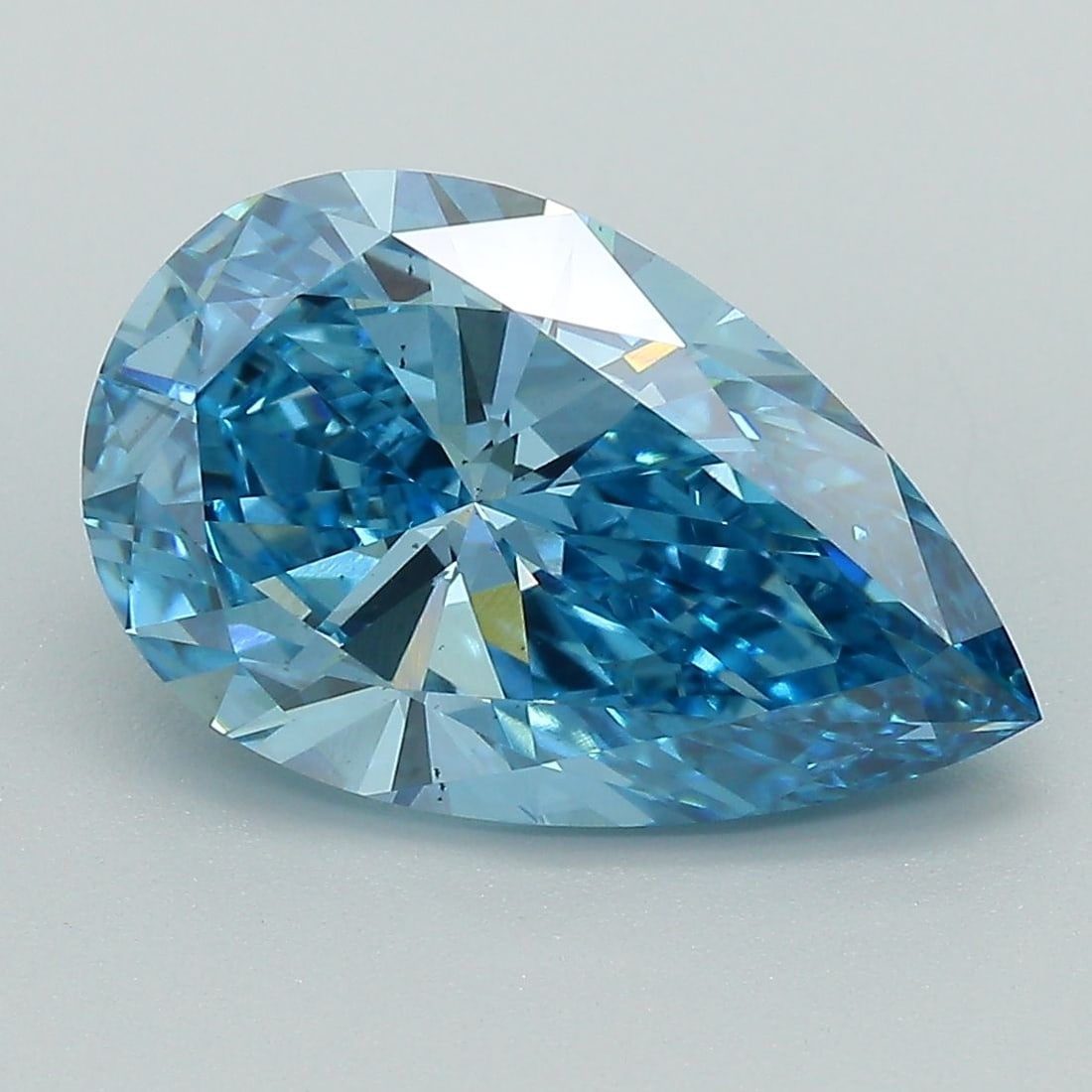 Loose Diamond - PEAR 4.03ct Fancy Vivid Blue VS2: Loose Diamond - PEAR 4.03ct Fancy Vivid Blue VS2 Source: This is a real non-mined Diamond that has been grown in a lab Shape: PEAR Carats: 4.03 Color: Fancy Vivid Blue Certification: IGI Video: