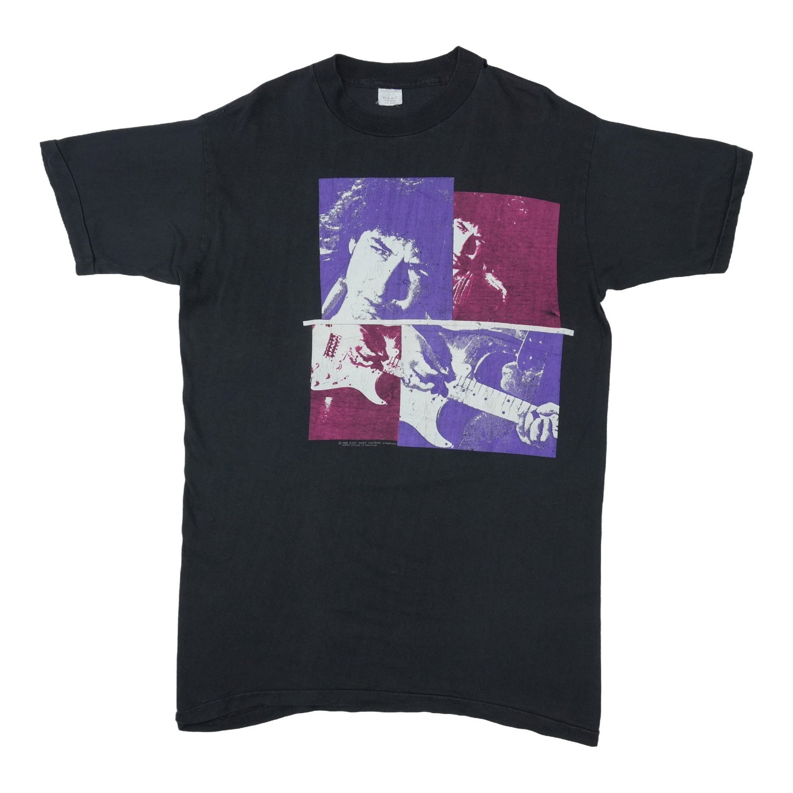 Black 1989 Bob Dylan Vintage Cotton Tour T Shirt Large: Black 1989 Bob Dylan Vintage Cotton Tour T Shirt Large Authentic vintage 1989 Bob Dylan Tour shirt from the 1980s. This original single-stitch shirt is not a modern reproduction and is presented in go