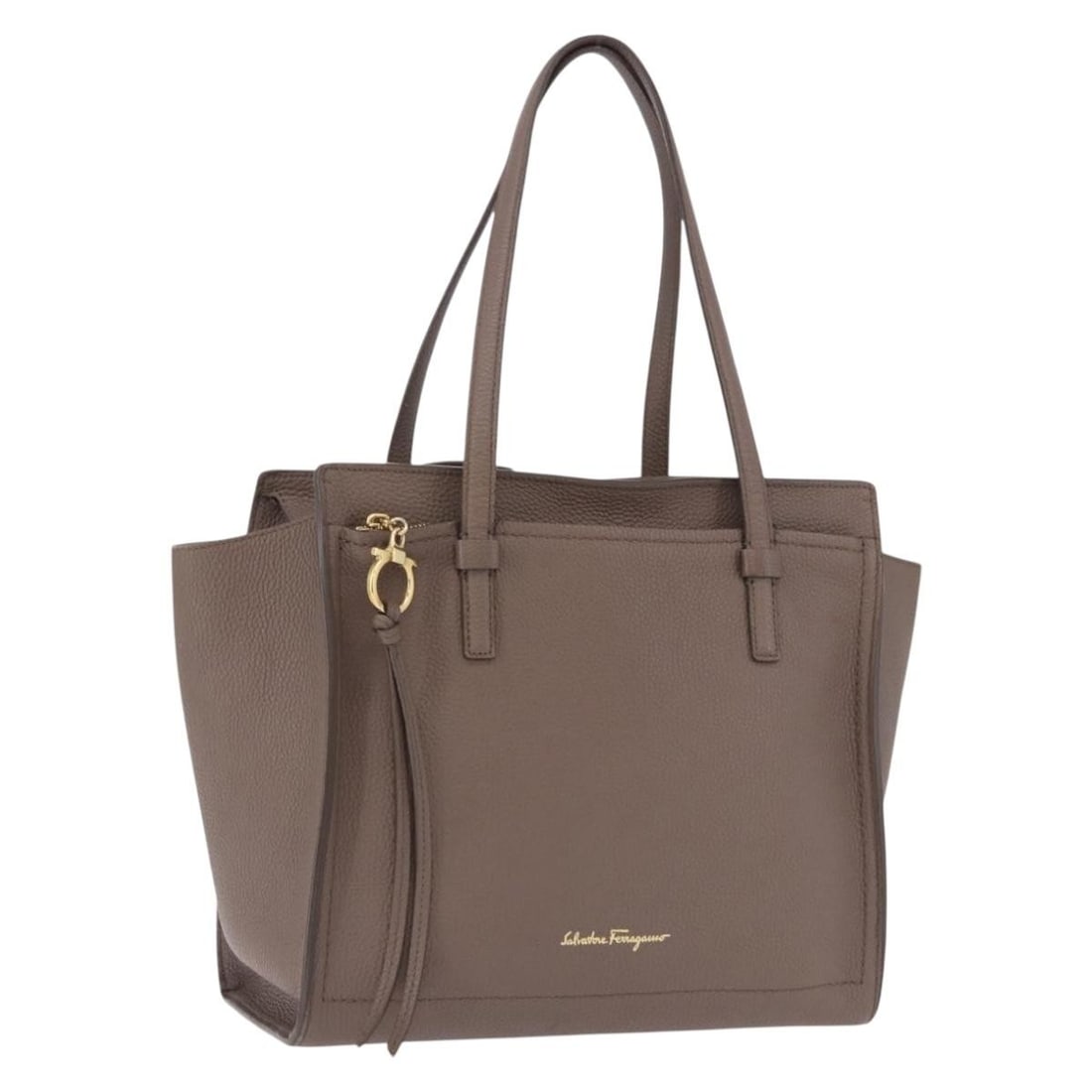 Salvatore Ferragamo Beige Gold Leather Tote Bag Italy: Salvatore Ferragamo Beige Gold Leather Tote Bag Italy Salvatore Ferragamo tote bag in beige and gold leather. This women's bag is made in Italy and features a structured everyday silhouette with dual 