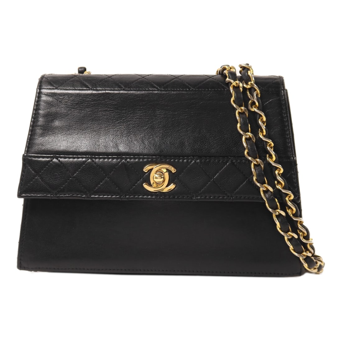 CHANEL CC Vintage Black Calfskin Chain Shoulder Bag: CHANEL CC Vintage Black Calfskin Chain Shoulder Bag Vintage CHANEL shoulder bag in black calfskin (cowhide) leather with gold-tone chain detail. It features a turn-lock closure, one outside open pocke
