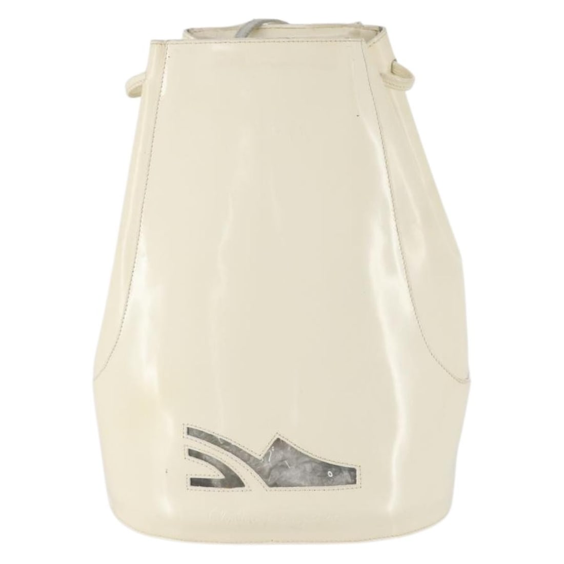 Salvatore Ferragamo Vintage white patent leather handbag: Salvatore Ferragamo Vintage white patent leather handbag Vintage Salvatore Ferragamo female bag in white patent leather, made in Italy. It measures 21 cm x 28 cm x 13 cm and is described as being in g