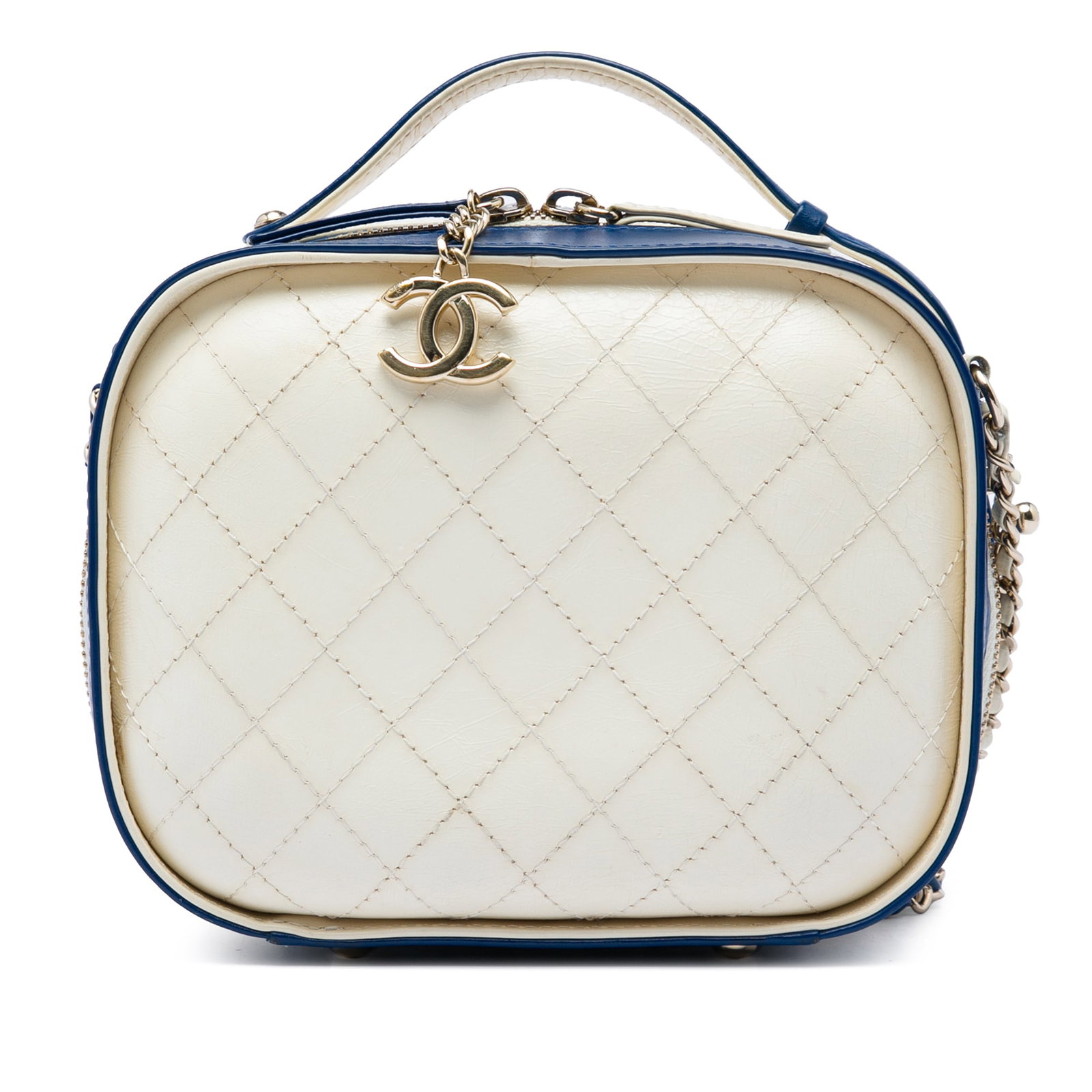 Chanel Small CC Vanity Case in White Crumpled Calfskin: Chanel Small CC Vanity Case in White Crumpled Calfskin Chanel Small CC Crumpled Calfskin Vanity Case in white leather with a quilted body, top flat leather handle, leather-woven chain strap, zip-aroun