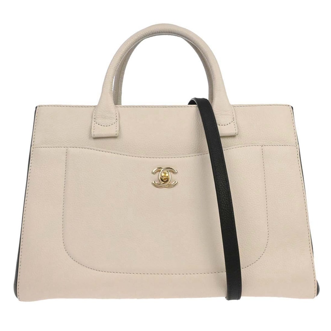 CHANEL Executive Cerf Tote Beige Calfskin 2way Shoulder Bag: CHANEL Executive Cerf Tote Beige Calfskin 2way Shoulder Bag Chanel Executive Cerf Tote 2way handbag in beige calfskin with black accents. This medium tote features double handles, a canvas lining, log