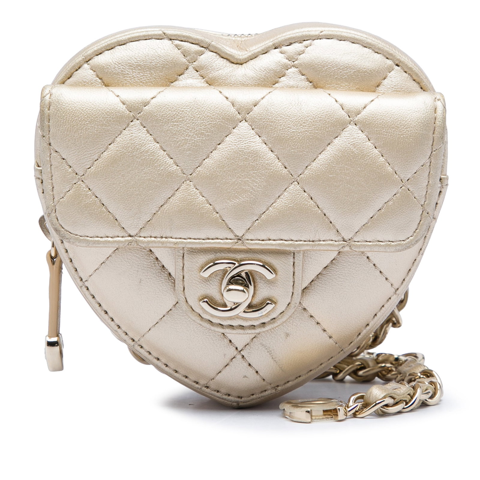 Chanel CC in Love Heart Mini Metallic Lambskin Belt Bag: Chanel CC in Love Heart Mini Metallic Lambskin Belt Bag Chanel Mini Metallic Lambskin CC in Love Heart Belt Bag crafted with a quilted lambskin leather body and a leather-woven chain link strap. The