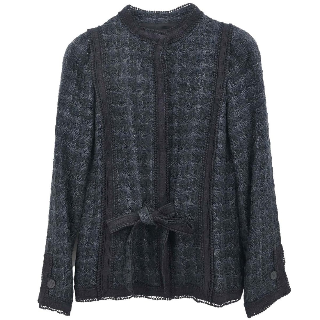 Chanel 06P collarless tweed jacket with bow black navy size 34: Chanel 06P collarless tweed jacket with bow black navy size 34 Vintage Chanel bow tweed jacket in black and navy with a collarless, single-breasted design and button accents. This women's mid-length j