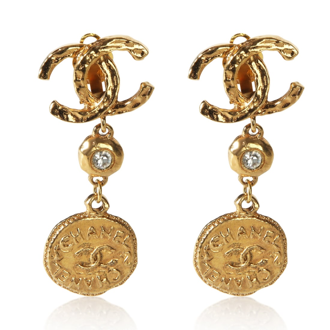 Chanel Vintage Strass CC Medallion Gold Plated Earrings: Chanel Vintage Strass CC Medallion Gold Plated Earrings Vintage Chanel Strass CC Medallion earrings in gold-plated metal. This pre-owned pair is designed for women and comes without original box, pack