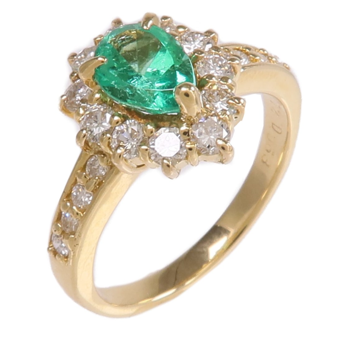 18K Yellow Gold Emerald Diamond Ring Womens Size 5.75: 18K Yellow Gold Emerald Diamond Ring Womens Size 5.75 Women's ring crafted in 18K yellow gold, featuring an emerald and diamond design. The piece is presented in very good condition and includes no ac