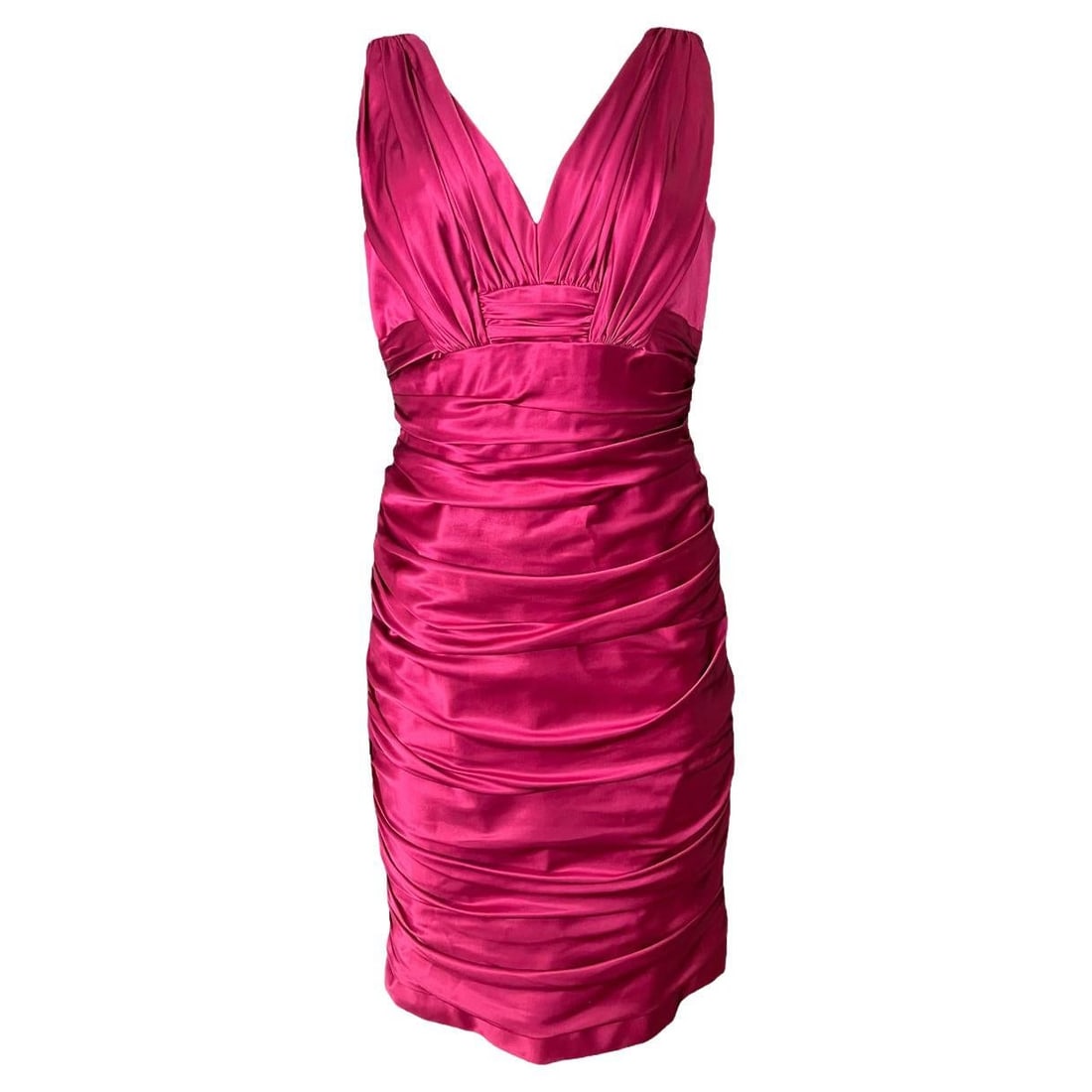Carmen Marc Valvo Size 8 Pink Silk Ruffle Dress: Carmen Marc Valvo Size 8 Pink Silk Ruffle Dress Carmen Marc Valvo pink silk mini dress with a V-neckline, open back, concealed rear zip closure, sleeveless silhouette, and ruffled design. Condition is