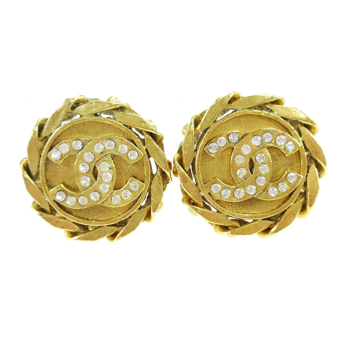 Chanel CC Logo Button Clip-On Earrings Gold Plated Rhinestone: Chanel CC Logo Button Clip-On Earrings Gold Plated Rhinestone Clip-on Chanel button earrings featuring the CC logo motif with rhinestone detailing. Finished in gold-plated metal, this pair is made in 