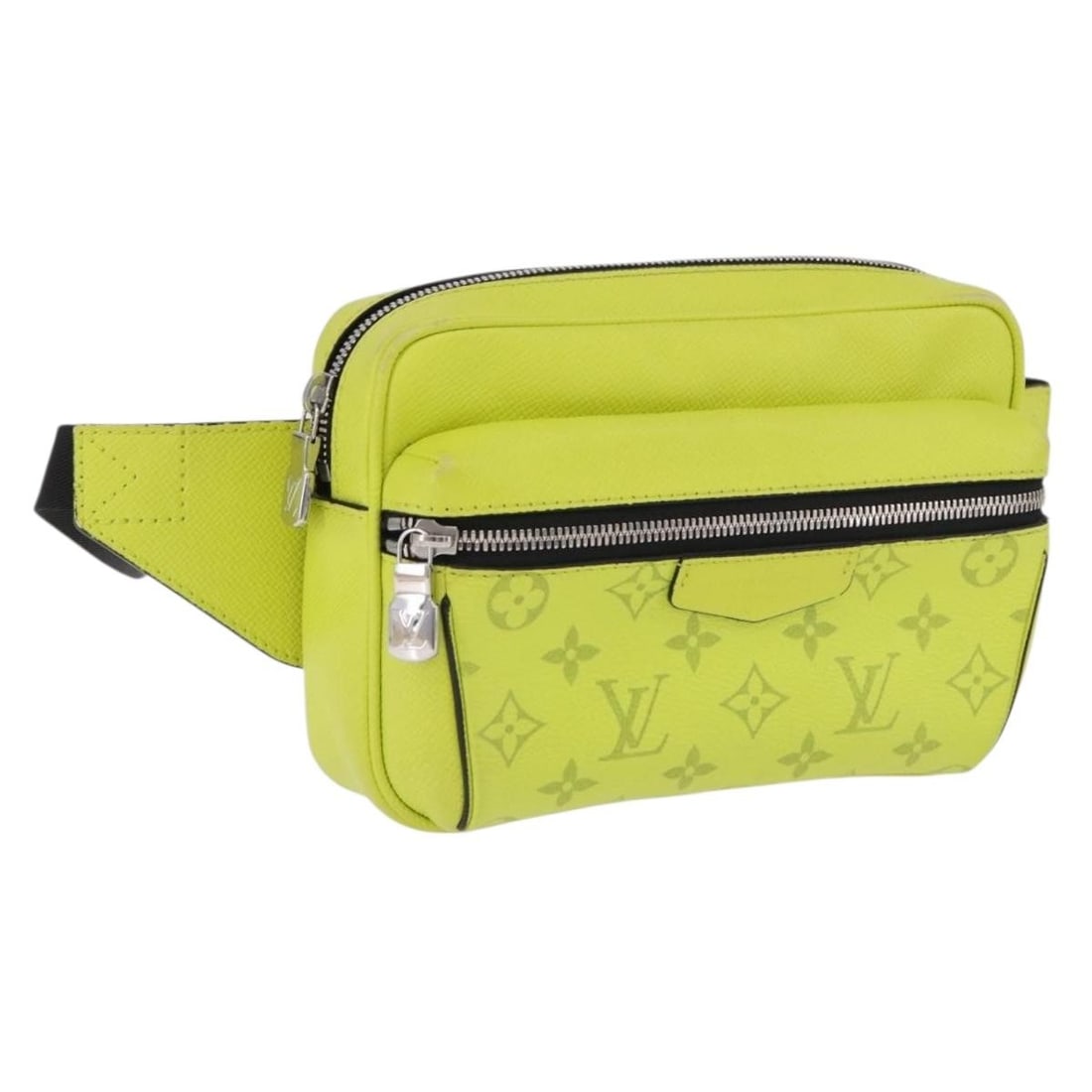 Louis Vuitton M30251 Taigalama Monogram Jaune Waist Bag: Louis Vuitton M30251 Taigalama Monogram Jaune Waist Bag Louis Vuitton Taigalama Monogram bum bag in Jaune with Monogram Canvas construction. This waist bag includes a dust bag and shows reasonable wea