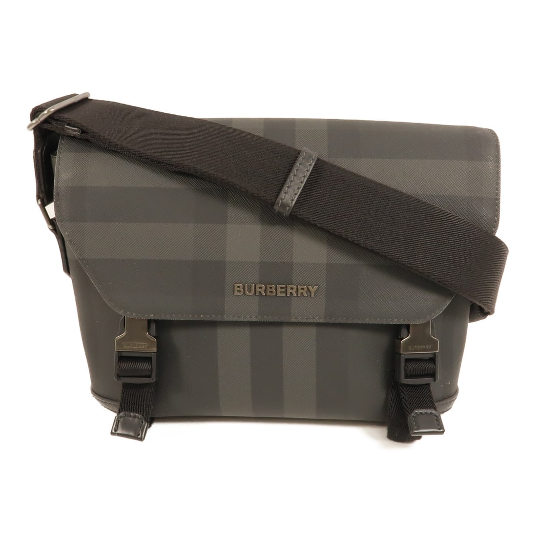 Burberry calfskin shoulder bag in black mens: Burberry calfskin shoulder bag in black mens Burberry shoulder bag in black calfskin leather with a structured, compact profile. Designed for men, this regular-size bag features an adjustable