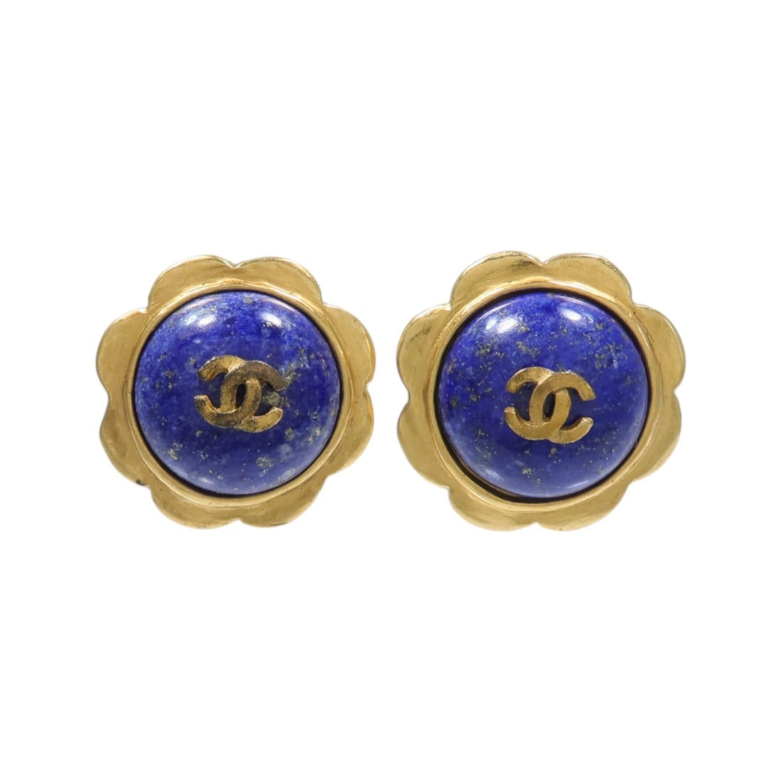 CHANEL 97P CC clip earrings blue and gold tone metal: CHANEL 97P CC clip earrings blue and gold tone metal Vintage CHANEL CC earrings in blue and gold-tone metal with a 97P date code. This pair is made in France and features the iconic CC motif. Conditio