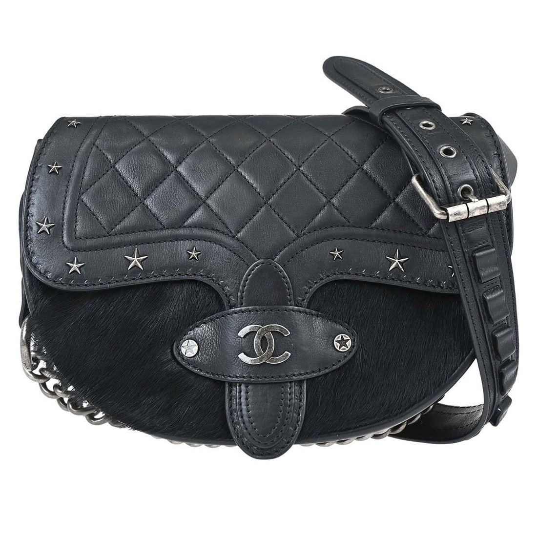 CHANEL Paris-Dallas Saddle Shoulder Bag Black Calfskin Pony Hair: CHANEL Paris-Dallas Saddle Shoulder Bag Black Calfskin Pony Hair Chanel Paris-Dallas saddle shoulder bag in black calfskin and pony hair. This medium shoulder bag features logo accents, inner pockets,