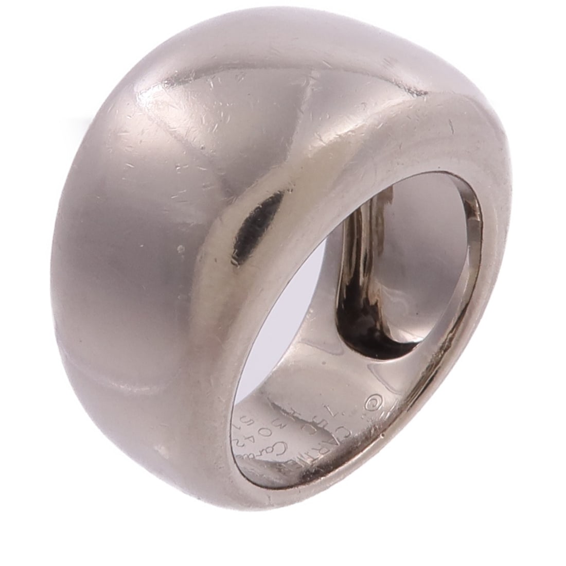 Cartier Nouvelle Vague 18K White Gold Ring Size 5.5: Cartier Nouvelle Vague 18K White Gold Ring Size 5.5 Cartier Nouvelle Vague ring in 18K white gold, presented in a silver color finish. The ring is a women's regular size 5.5 and features a no-stone de