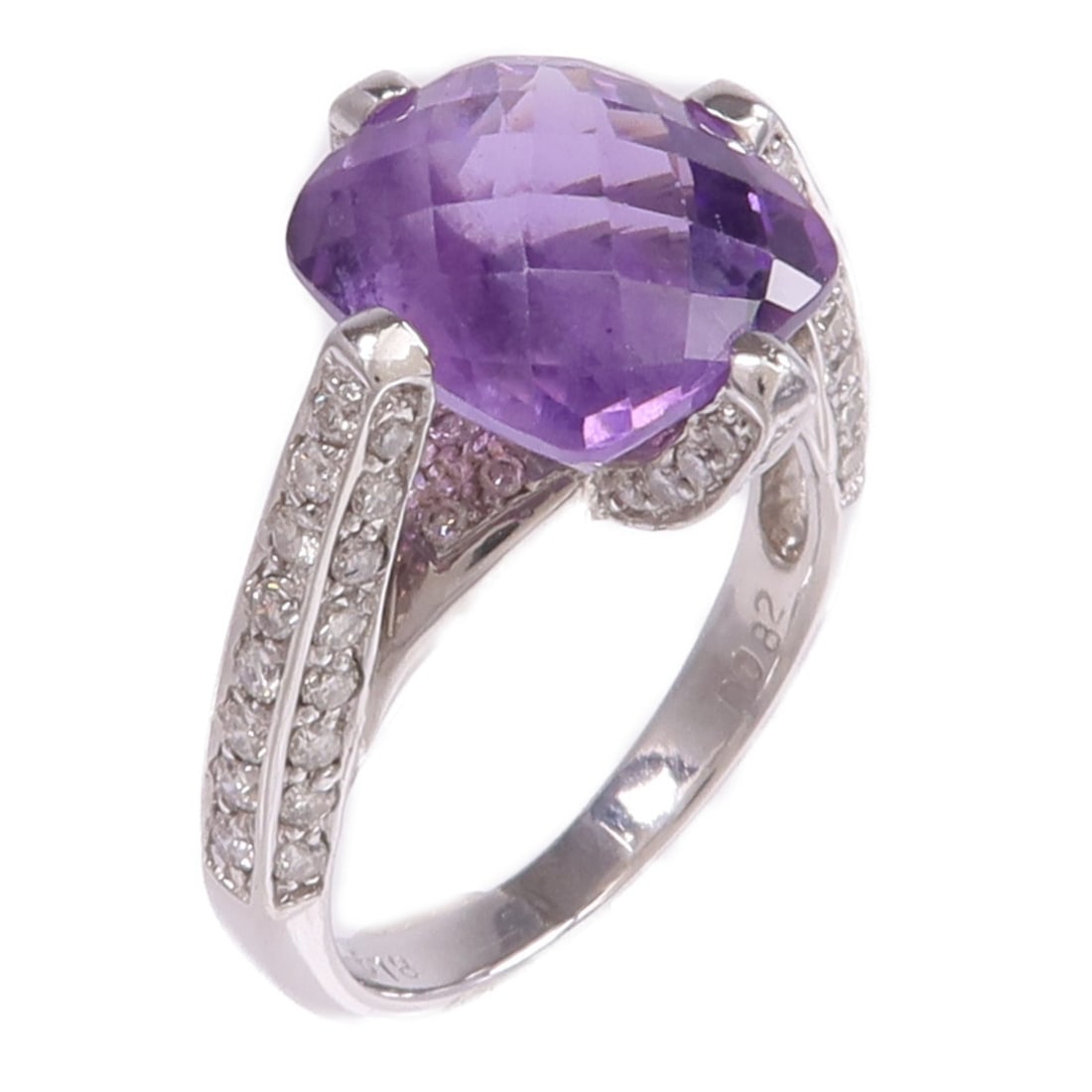 18K White Gold Ring with Amethyst and Diamond US 6.75: 18K White Gold Ring with Amethyst and Diamond US 6.75 An elegant women's ring featuring an amethyst and diamond design in 18K white gold. The ring is size US 6.75 and has a purple and clear color pres