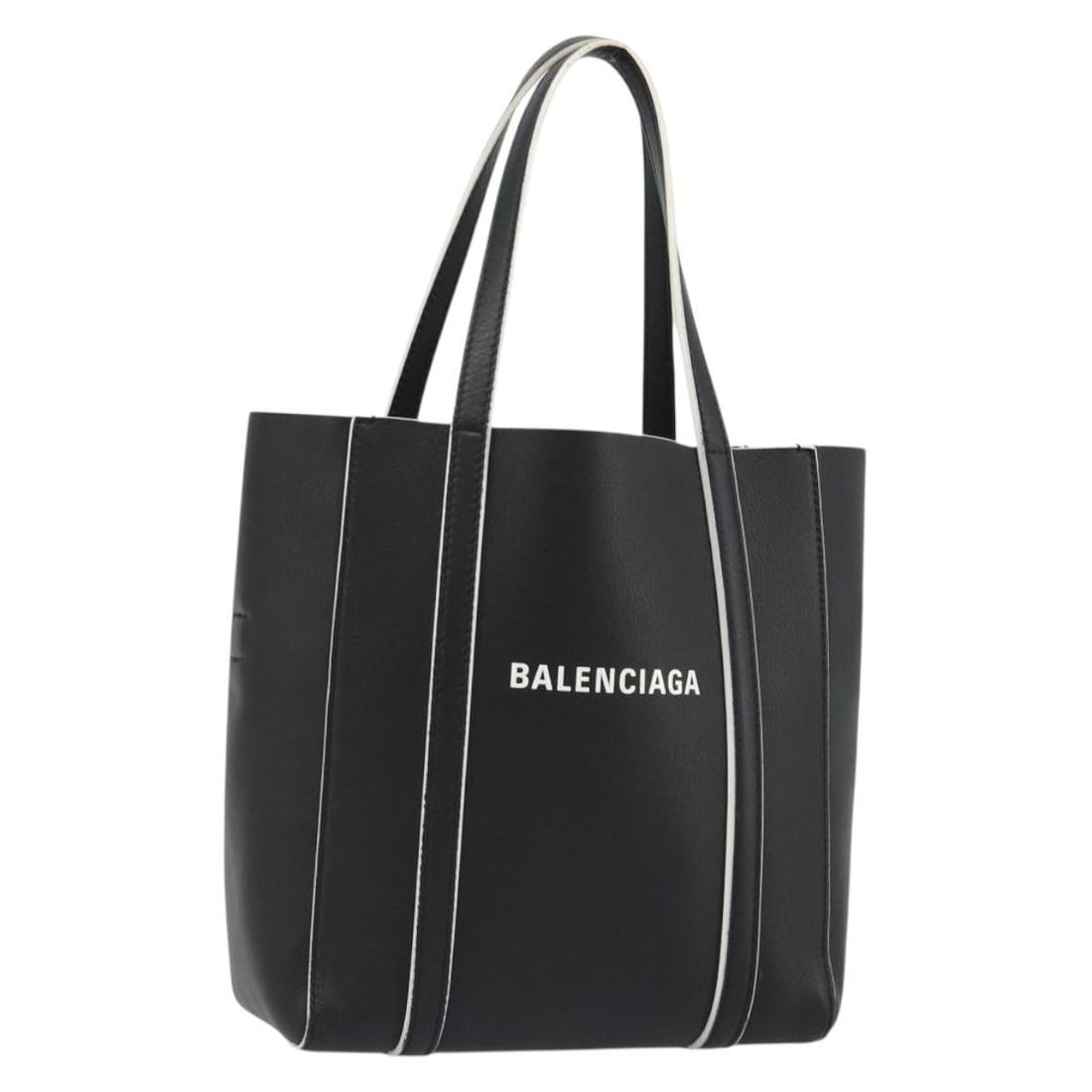 Balenciaga Everyday Tote Black Leather Handbag: Balenciaga Everyday Tote Black Leather Handbag Balenciaga Everyday Tote in black leather with a structured everyday silhouette. Made in Italy, this women's tote is presented in good condition with lig