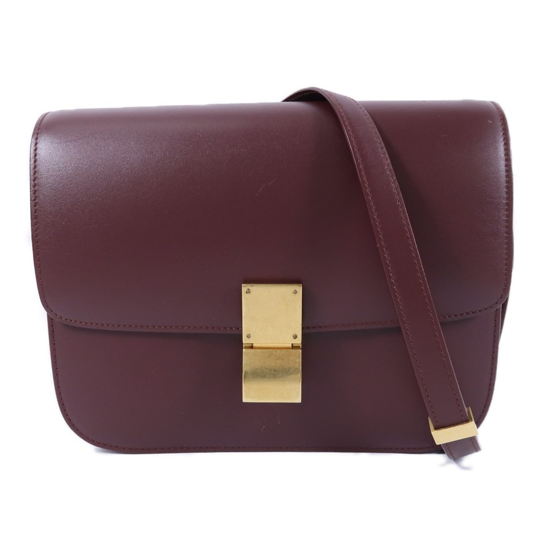 CELINE Classic Box Medium Shoulder Bag Red Calfskin F-LA-0198: CELINE Classic Box Medium Shoulder Bag Red Calfskin F-LA-0198 A CELINE Classic Box medium shoulder bag in red calfskin leather with gold-tone hardware. This shoulder bag is designed for women and come