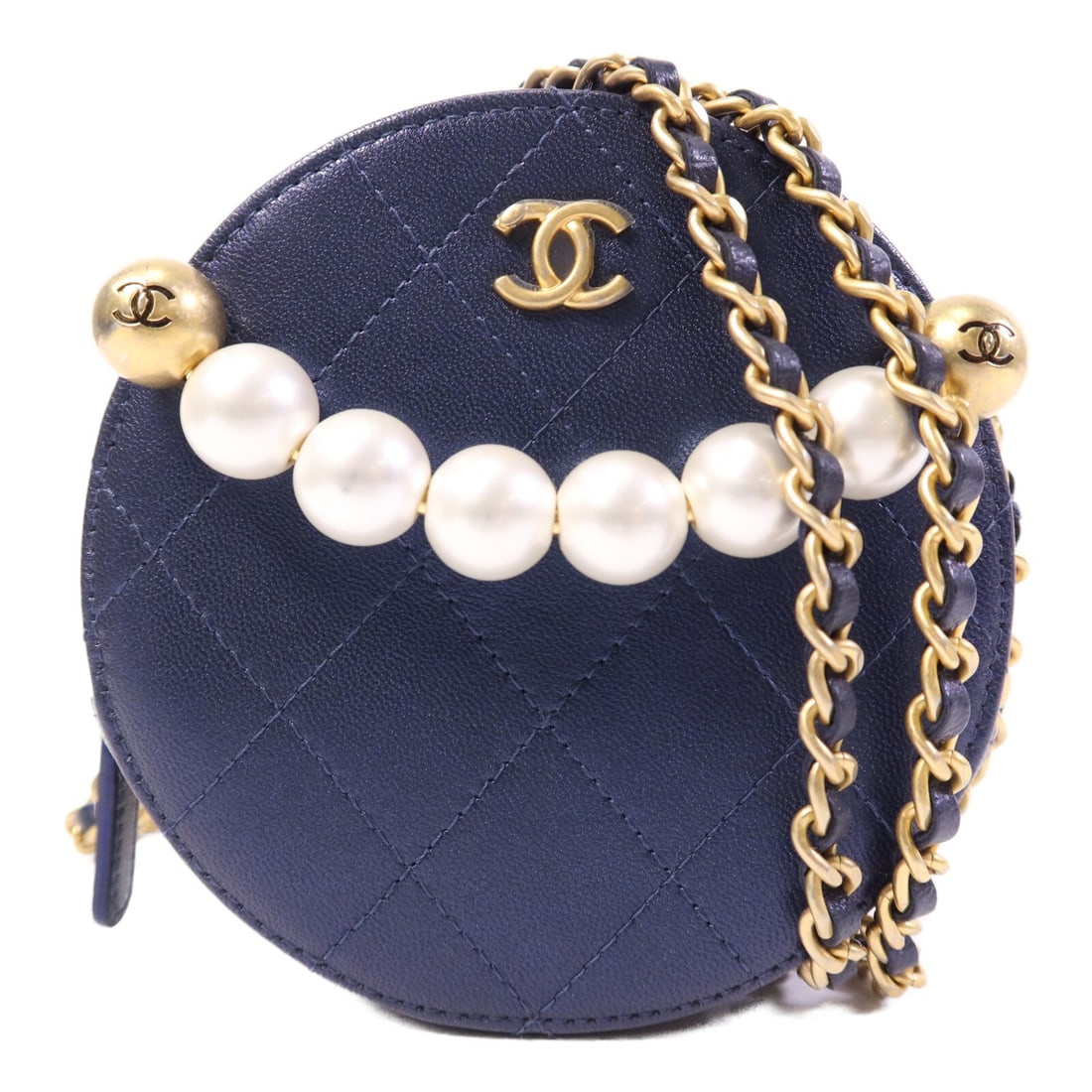 Blue Calfskin Chain Shoulder Bag CHANEL CC GHW: Blue Calfskin Chain Shoulder Bag CHANEL CC GHW A CHANEL women's shoulder bag crafted from calfskin (cowhide) leather in blue, featuring CC hardware with gold-tone hardware. The bag measures approximat