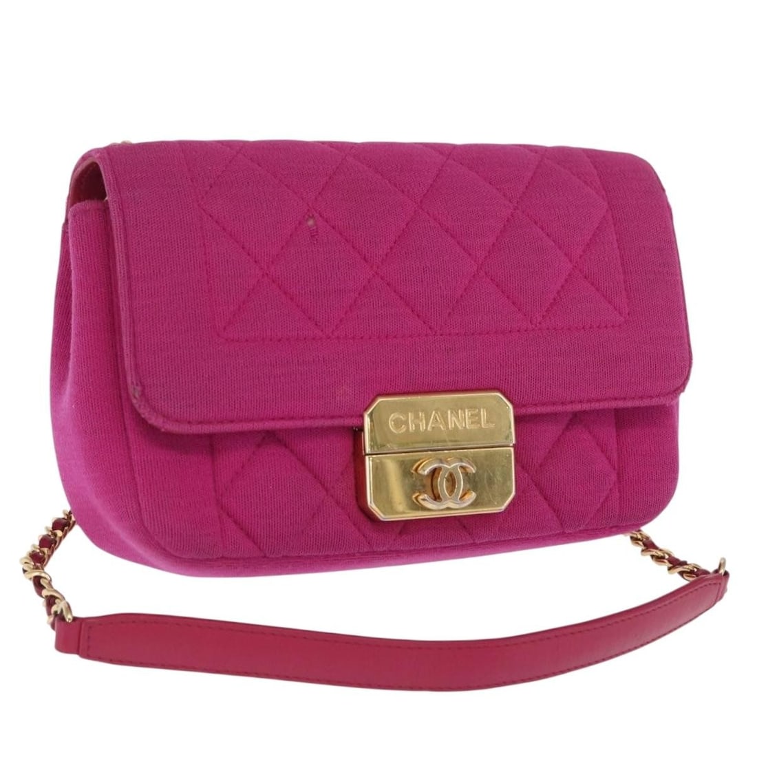 Chanel Pink Cotton Matelasse Shoulder Bag with Gold Chain and CC Logo: Chanel Pink Cotton Matelasse Shoulder Bag with Gold Chain and CC Logo This CHANEL Matelasse chain shoulder bag features a pink cotton exterior with gold-tone accents and the iconic CC logo. Designed f