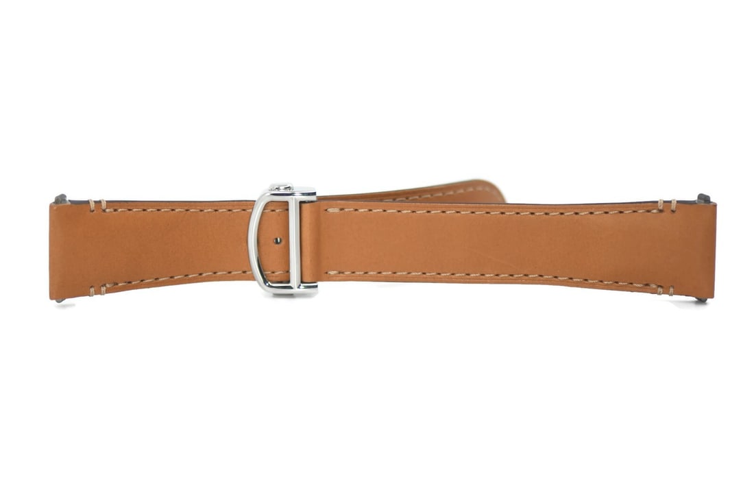 Authentic Cartier Brown Leather Watch Strap 21mm: Authentic Cartier Brown Leather Watch Strap 21mm Enhance your timepiece with this authentic Cartier brown leather wristwatch band. Designed for both style and durability, this band features a rich bro