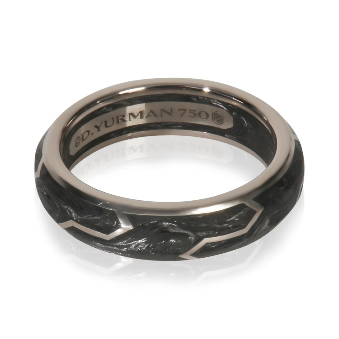 Men's Forged Carbon 18k White Gold Ring by David Yurman Size 8.5: Men's Forged Carbon 18k White Gold Ring by David Yurman Size 8.5 This David Yurman Forged Carbon ring is crafted from 18k white gold and features a sleek, modern design without any stones. The ring is