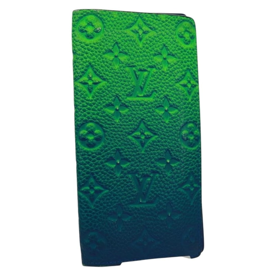 Louis Vuitton M81255 Brazza Long Wallet Green Monogram Canvas: Louis Vuitton M81255 Brazza Long Wallet Green Monogram Canvas Louis Vuitton Taurillon Clemence Illusion Brazza long wallet in green Monogram canvas. Made in France, this wallet shows reasonable wear a