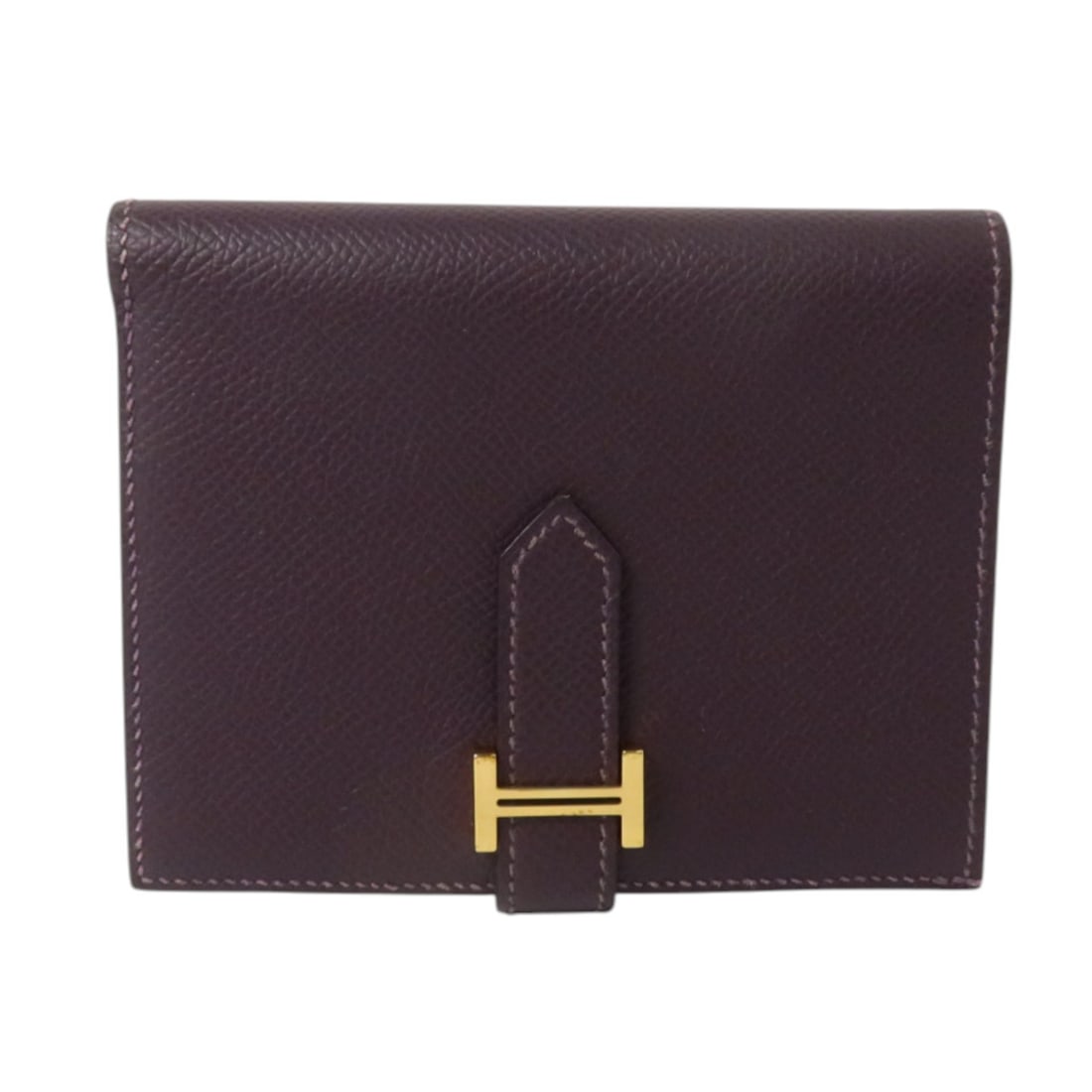 Hermes Bearn Compact Bi Fold Wallet Epsom Calfskin Purple GHW: Hermes Bearn Compact Bi Fold Wallet Epsom Calfskin Purple GHW A Hermes Bearn Compact bi-fold wallet in Epsom leather and calfskin (cowhide), presented in a purple tone with gold hardware. Made in Fran