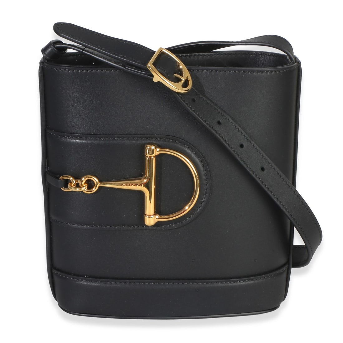Gucci Hasler Horsebit 73 Small Black Leather Bucket Bag: Gucci Hasler Horsebit 73 Small Black Leather Bucket Bag Pre-owned Gucci Hasler Horsebit 73 Small Bucket Bag in black smooth calfskin. This small shoulder bag features an open-top design, beige fabric 