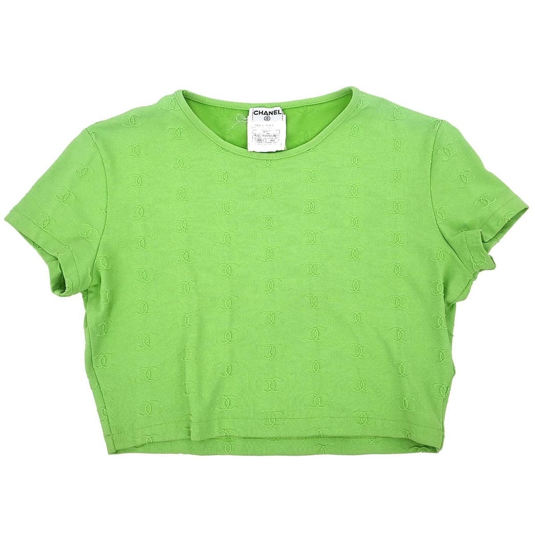 CHANEL 97P Green Cropped Short Sleeve T Shirt Top Size 40: CHANEL 97P Green Cropped Short Sleeve T Shirt Top Size 40 Vintage Chanel cropped short-sleeve T-shirt top in green with a round neckline and regular fit. Made in France, this women's basic style is cr