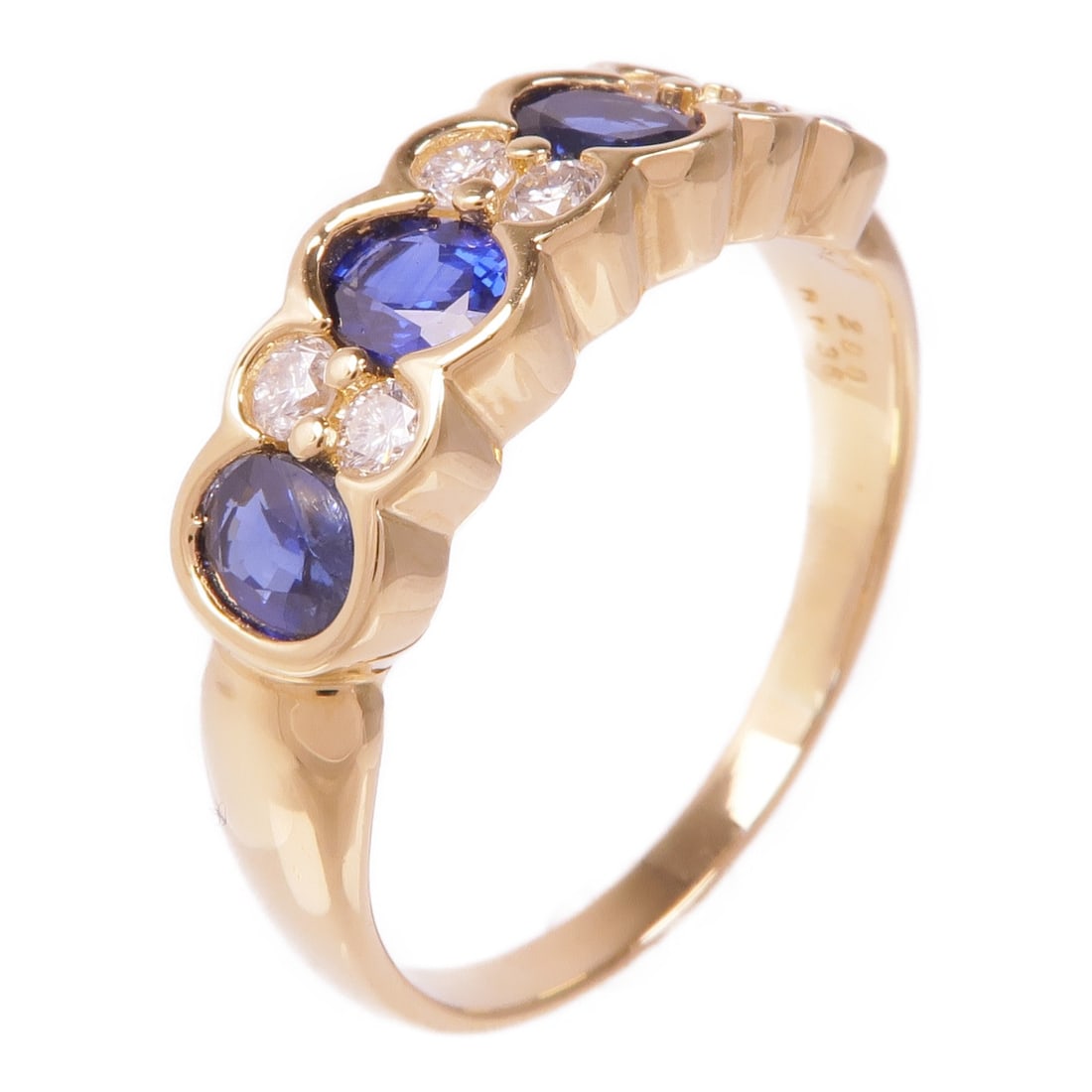 18K Yellow Gold Sapphire Ring Size 11.25 for Women: 18K Yellow Gold Sapphire Ring Size 11.25 for Women A women's ring featuring a sapphire main stone and diamond accents, crafted in K18 yellow gold. The ring is size US 11.25 and has a clear and blue co