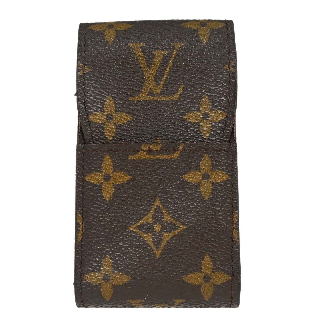 Louis Vuitton M63024 Monogram Canvas Cigarette Case France: Louis Vuitton M63024 Monogram Canvas Cigarette Case France Compact Louis Vuitton Etui Cigarette Case in Monogram canvas with leather trim. This small case is made in France and features a brown monogr