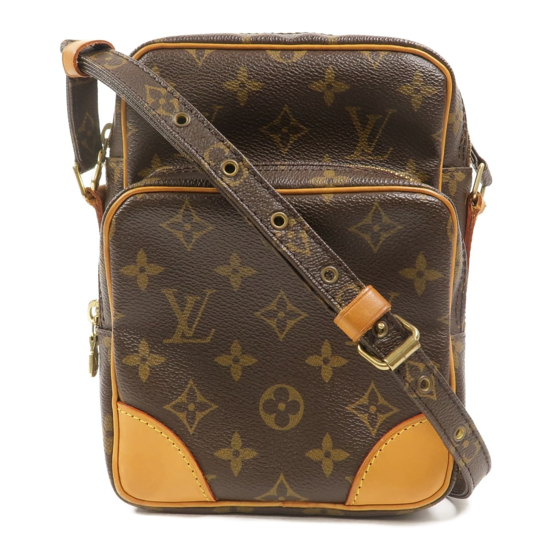 Louis Vuitton Amazon M45236 Monogram Crossbody Bag Brown: Louis Vuitton Amazon M45236 Monogram Crossbody Bag Brown Louis Vuitton Amazon crossbody shoulder bag in brown Monogram PVC coated canvas. This unisex bag features a zip-fastened design with one exteri
