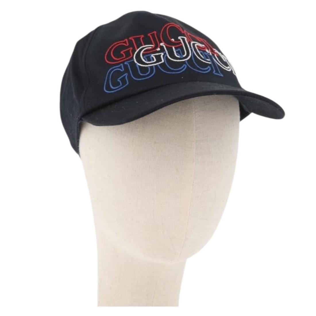 GUCCI black canvas women's cap with dust bag made in Italy: GUCCI black canvas women's cap with dust bag made in Italy Authentic Gucci black canvas cap for women, made in Italy. This cap includes a dust bag and is presented in excellent condition overall, with
