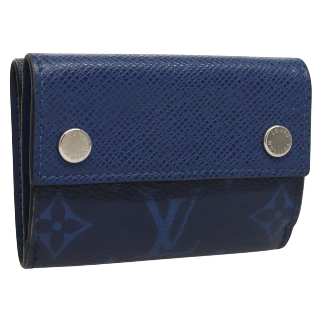 LOUIS VUITTON Taiga Discovery Compact Wallet Blue M67620 Authentic: LOUIS VUITTON Taiga Discovery Compact Wallet Blue M67620 Authentic Introducing the LOUIS VUITTON Taigalama Discovery Compact Wallet, a stylish accessory crafted from premium Taiga leather in a vibrant