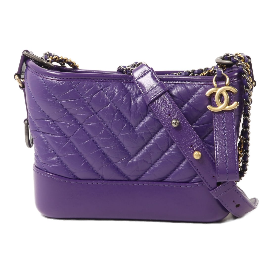 CHANEL Gabrielle Small Shoulder Bag Purple Calfskin Chevron CC Chain: CHANEL Gabrielle Small Shoulder Bag Purple Calfskin Chevron CC Chain A CHANEL CC Gabrielle Small Chevron Chain Shoulder Bag in purple calfskin leather. It features a chevron design, a chain shoulder s