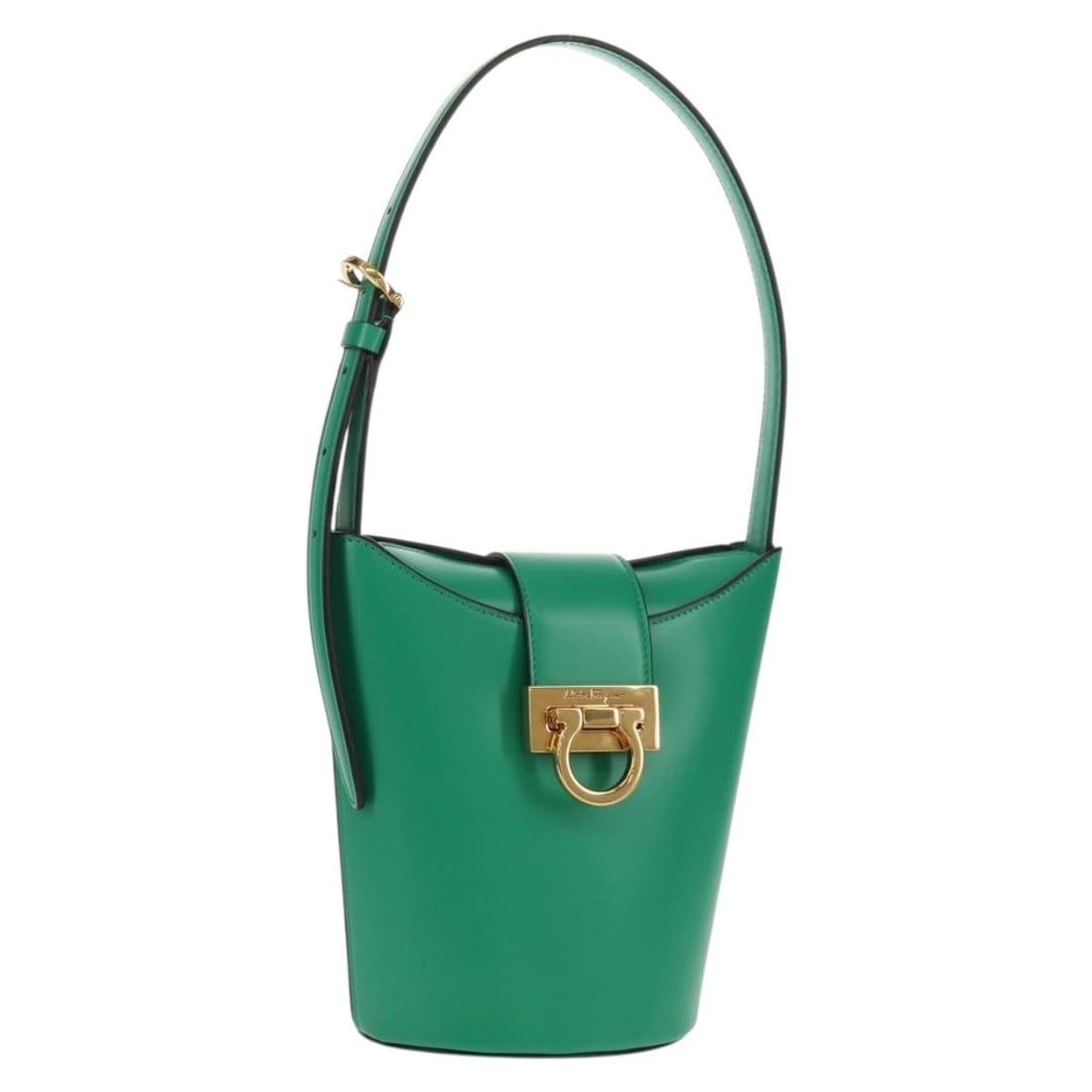 Salvatore Ferragamo Trifoglio Gancini Green Gold Leather Hand Bag Authentic: Salvatore Ferragamo Trifoglio Gancini Green Gold Leather Hand Bag Authentic Discover the elegance of the Salvatore Ferragamo Trifoglio Gancini Hand Bag, a sophisticated accessory meticulously crafted 