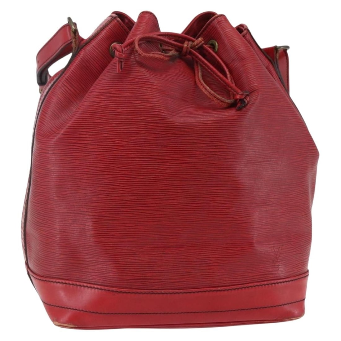LOUIS VUITTON Epi Noe Shoulder Bag Red M44007 Made in France: LOUIS VUITTON Epi Noe Shoulder Bag Red M44007 Made in France This LOUIS VUITTON Epi Noe Shoulder Bag is a stunning accessory crafted from durable Epi leather in a vibrant red color. Made in France, th