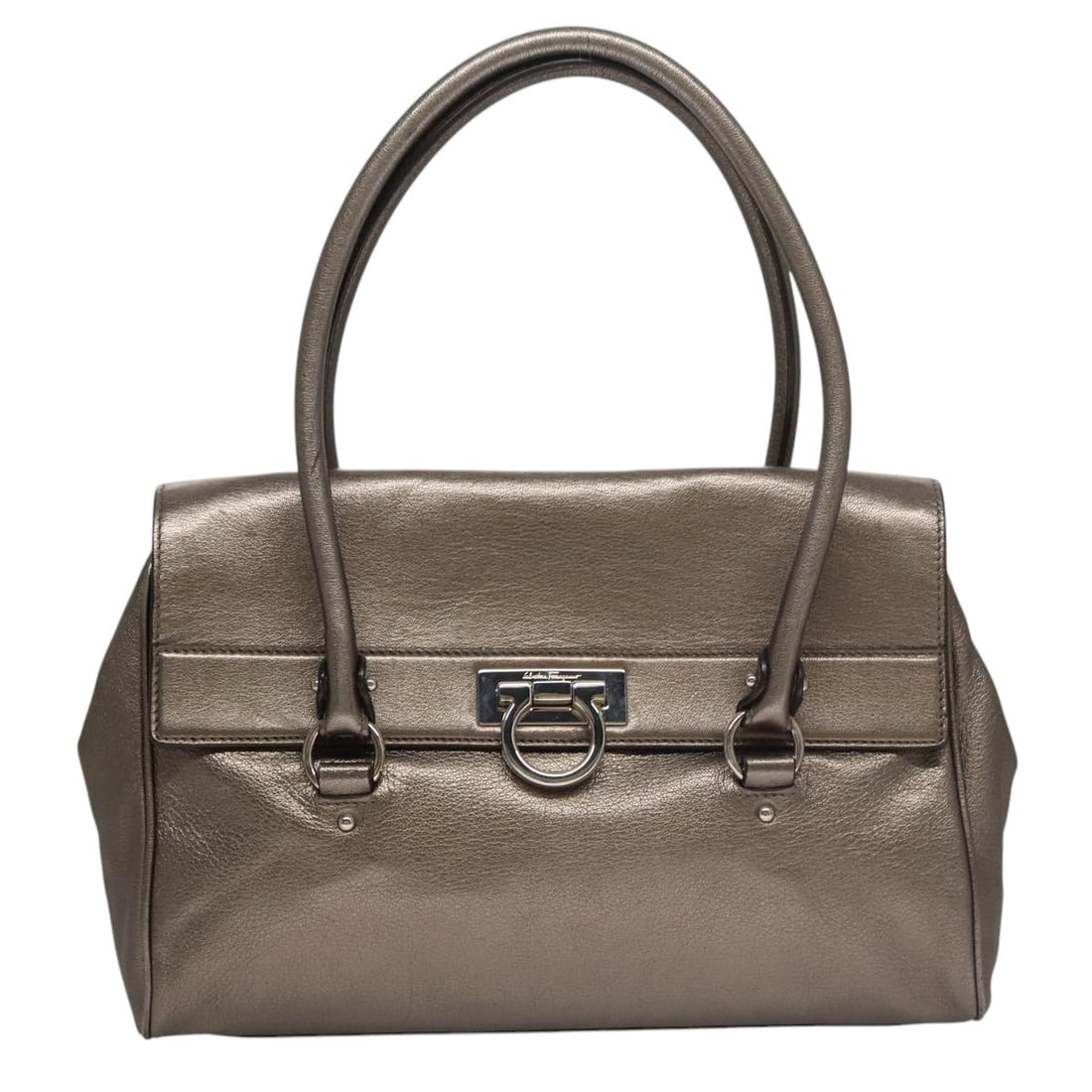Salvatore Ferragamo Sofia leather satchel handbag silver: Salvatore Ferragamo Sofia leather satchel handbag silver Salvatore Ferragamo Sofia Satchel in silver leather. This women's handbag is in good overall condition with light signs of wear, including slig