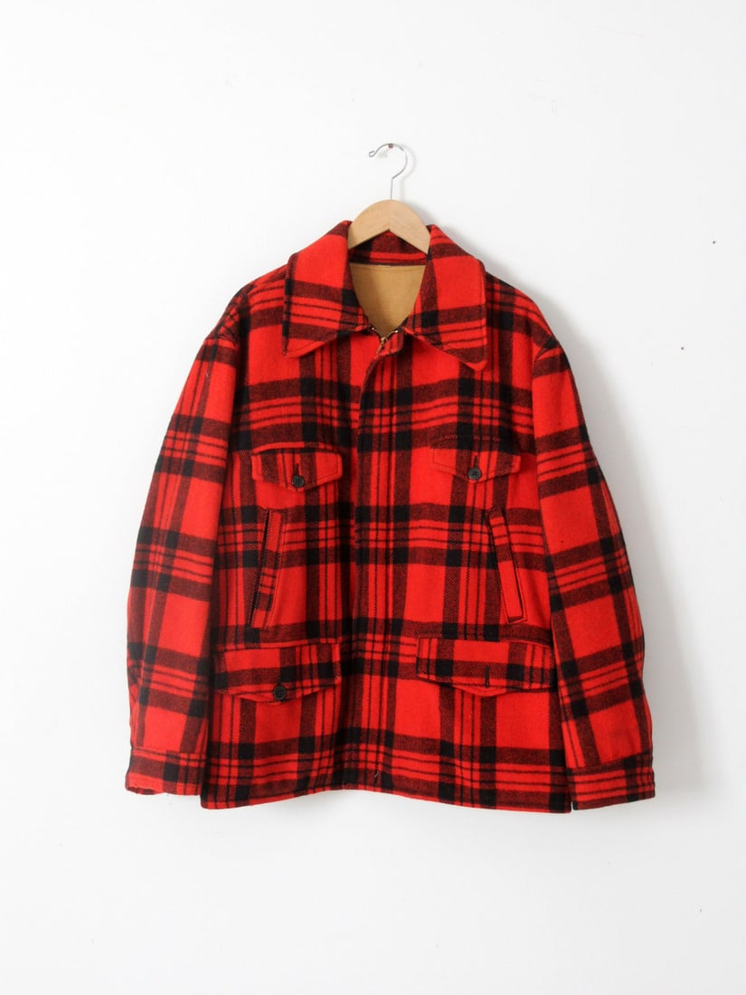 1950s Minnesota Woolen Co Vintage Plaid Hunting Coat Red Black: 1950s Minnesota Woolen Co Vintage Plaid Hunting Coat Red Black Discover a piece of history with this Vintage Plaid Hunting Coat from the 1950s, crafted by Minnesota Woolen Co. This classic red and bla