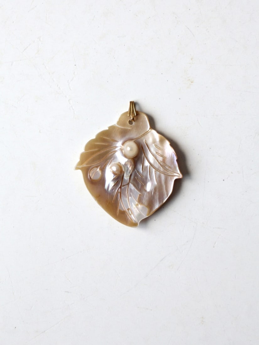 Vintage Mother of Pearl Pendant with Two Pearls and Gold Tone Loop (1 of 4)