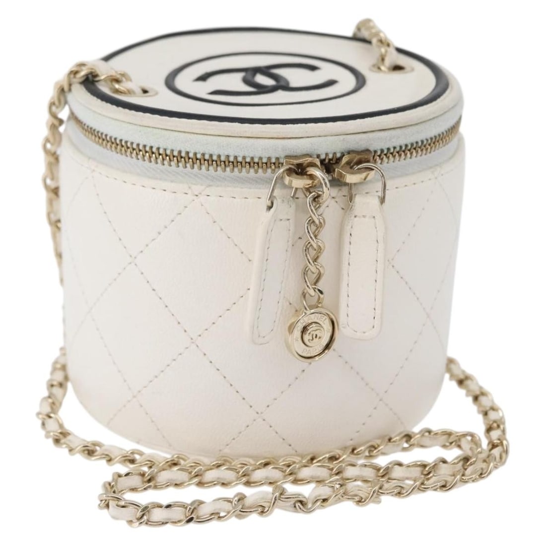 CHANEL Matelasse Lamb Skin Shoulder Bag White Gold Tone CC: CHANEL Matelasse Lamb Skin Shoulder Bag White Gold Tone CC Matelasse chain shoulder bag in white lamb skin with gold-tone CC detailing. Made in France, this women's shoulder bag includes a dust bag an