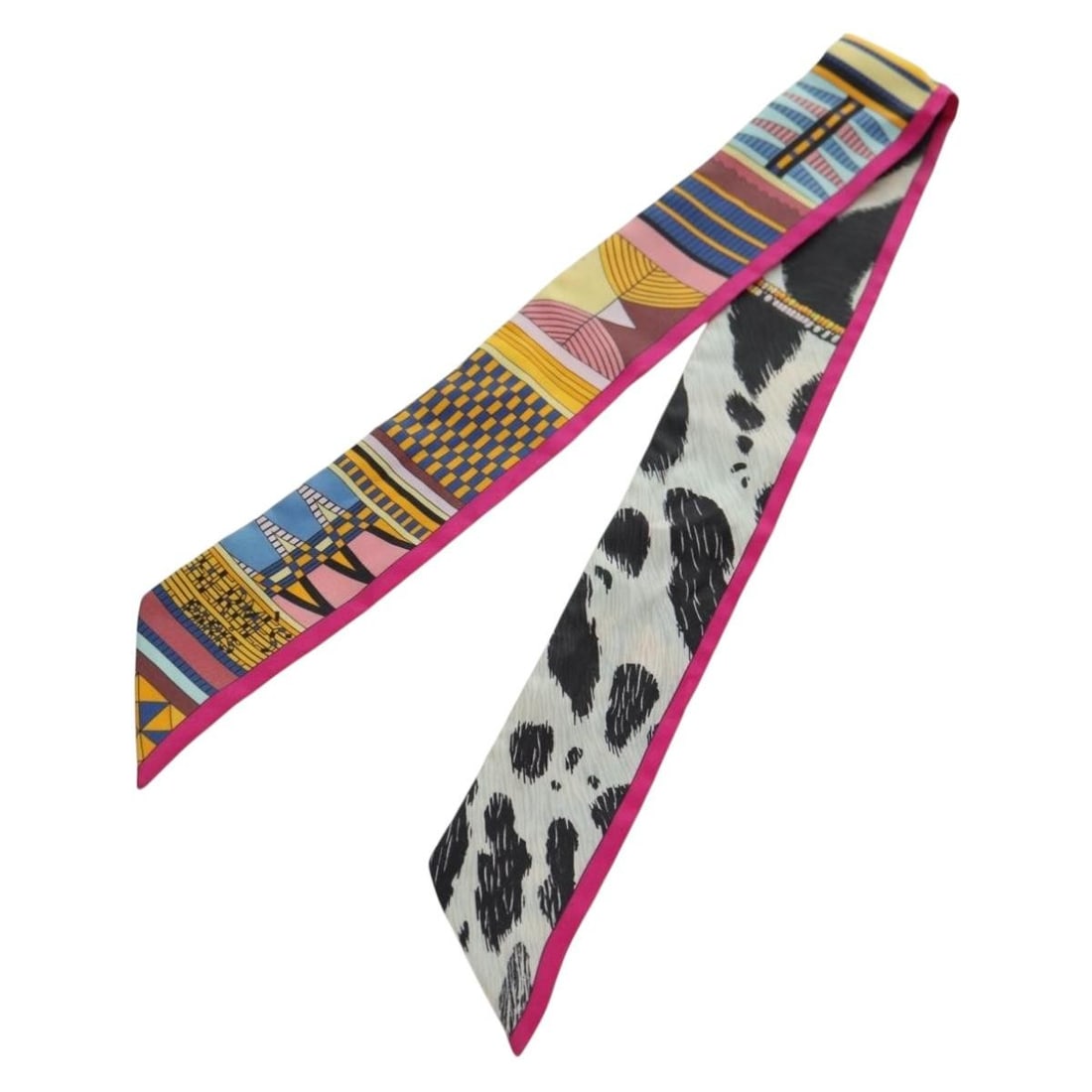 Hermes PELAGES ET CAMOUFLAGE Twilly Silk Scarf Multicolor: Hermes PELAGES ET CAMOUFLAGE Twilly Silk Scarf Multicolor Hermes Twilly scarf in silk featuring the "Pelages et Camouflage" design in multicolor. Made in France, this women's scarf includes the item b