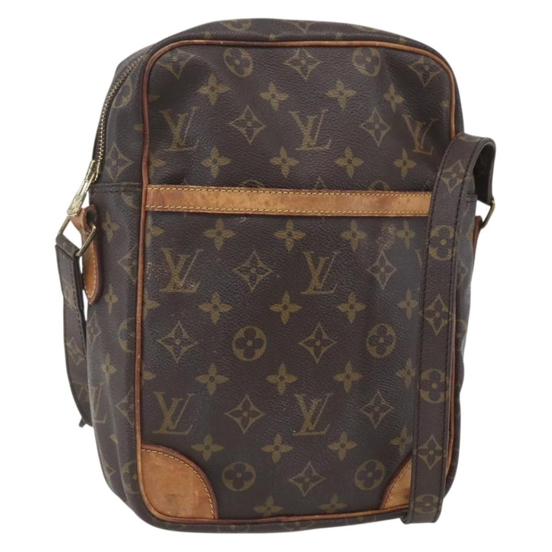 Louis Vuitton Danube MM Monogram Canvas Shoulder Bag M45264: Louis Vuitton Danube MM Monogram Canvas Shoulder Bag M45264 Louis Vuitton Danube MM shoulder bag in Monogram Canvas, made in France. It features a Monogram exterior and a shoulder strap drop of approx